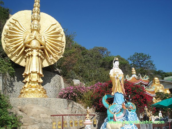 Khao Takiab Temple Hua Hin (Monkey Mountain)